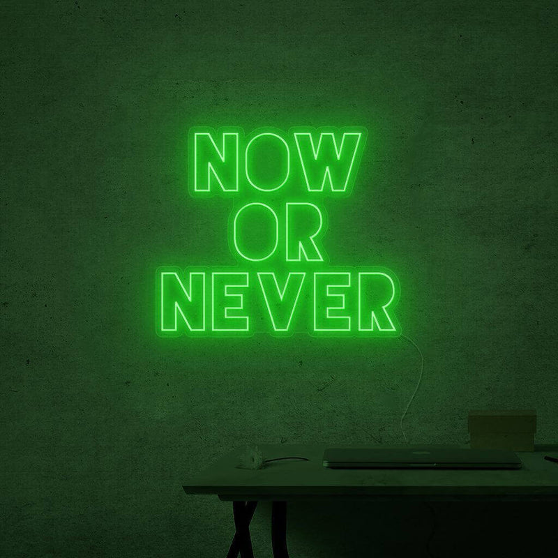NEONMONKI - Now Or Never - LED Schriftzug für Zuhause